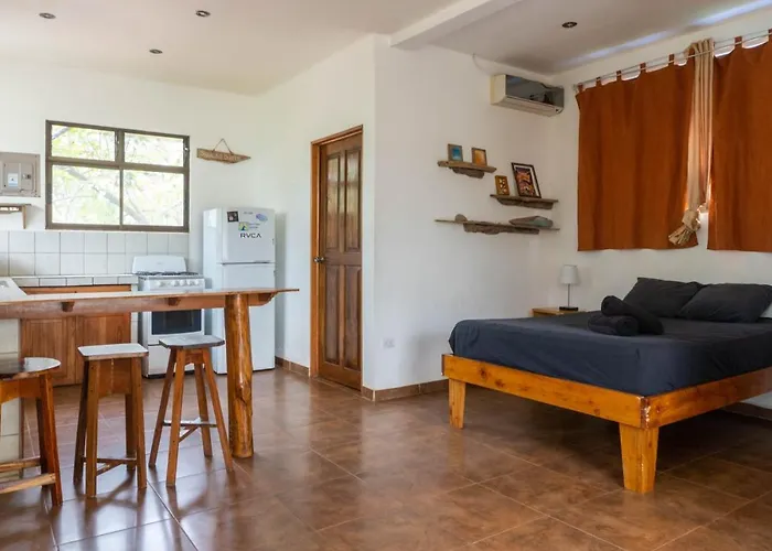 Apartamento Mundaka : Burnt Toast Surfcamp Nosara